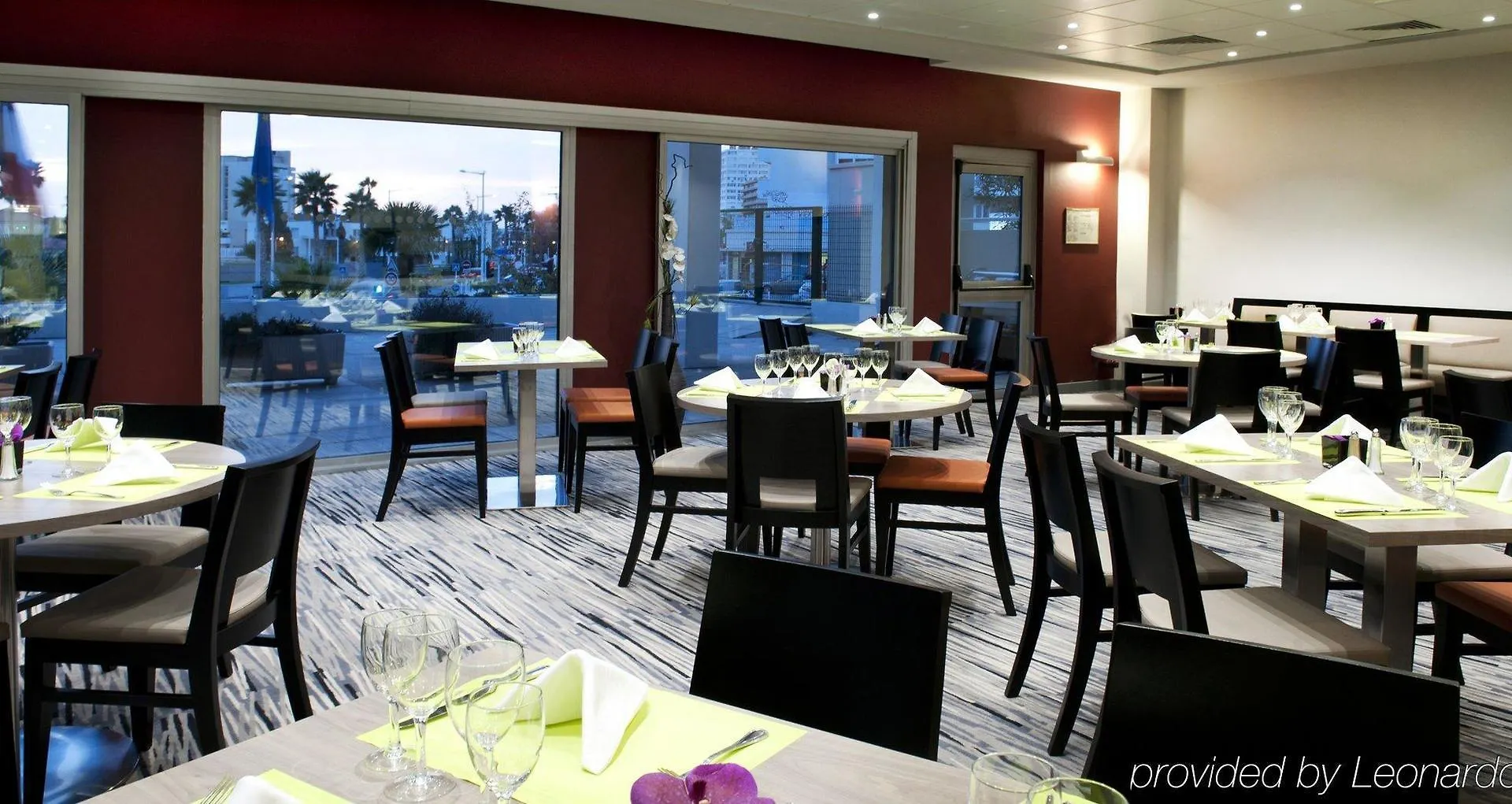 Holiday Inn Toulon City Centre By Ihg Hotel